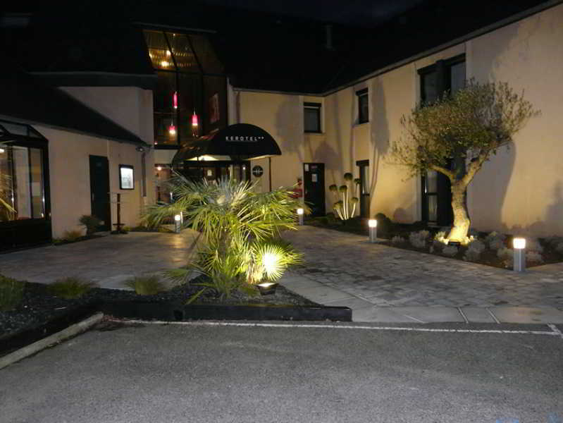 Brit Hotel Lorient Le Kerotel ภายนอก รูปภาพ