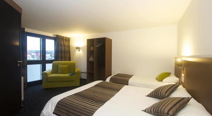 Brit Hotel Lorient Le Kerotel ภายนอก รูปภาพ